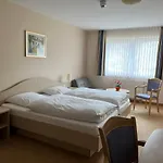 Am Stern - Kostenlos Parken - 3*