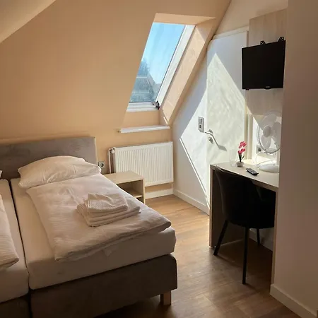 Hotel Am Stern - Kostenlos Parken - Uelzen