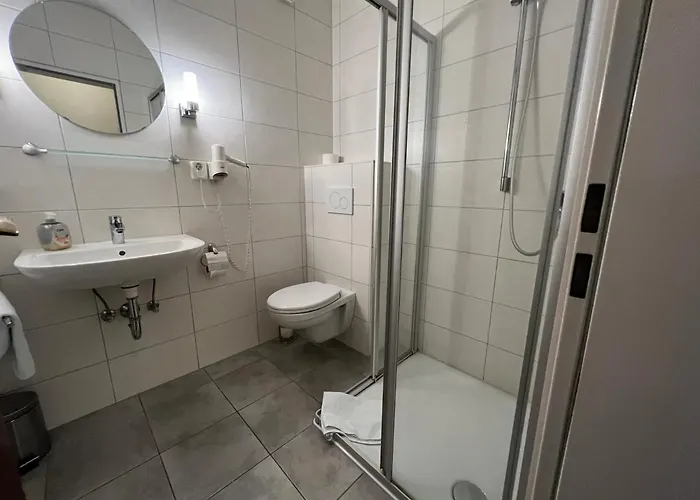 Am Stern - Kostenlos Parken - 3*